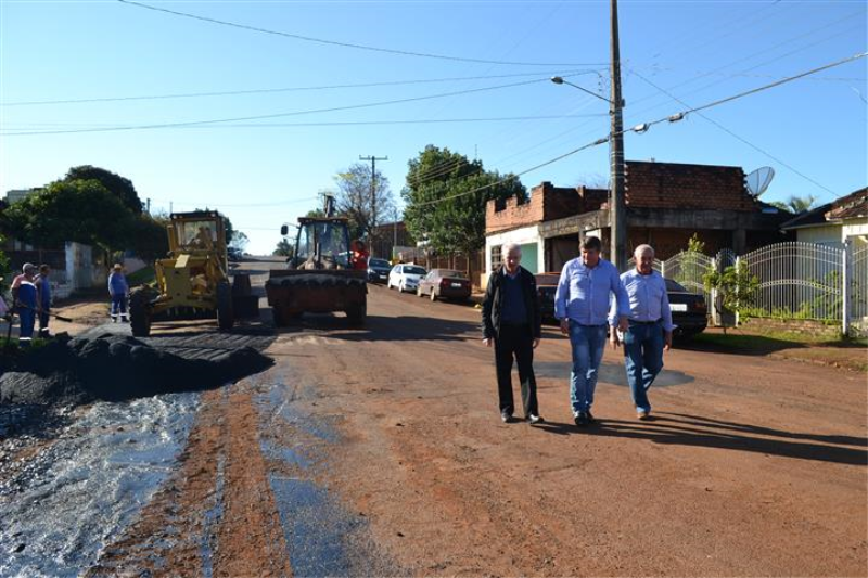 Com trégua da chuva, Secretaria de Obras retoma trabalhos